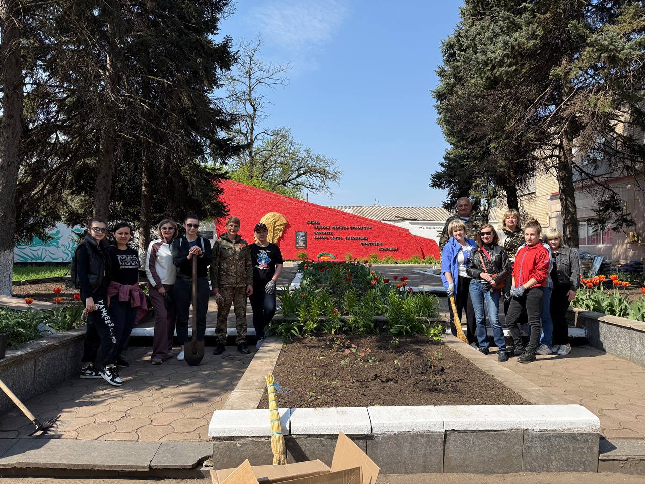 26 апреля 2025 года в городском округе Иловайск состоялся Ежегодный Всероссийский субботник.🌳🏞.