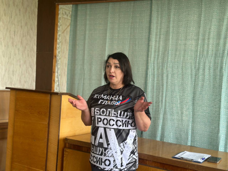 👩⚕️Заместитель главы администрации городского округа Иловайск провела встречу с трудовым коллективом городской больницы. . 👩⚕️Заместитель главы администрации городского округа Иловайск провела встречу с трудовым коллективом городской больницы. .